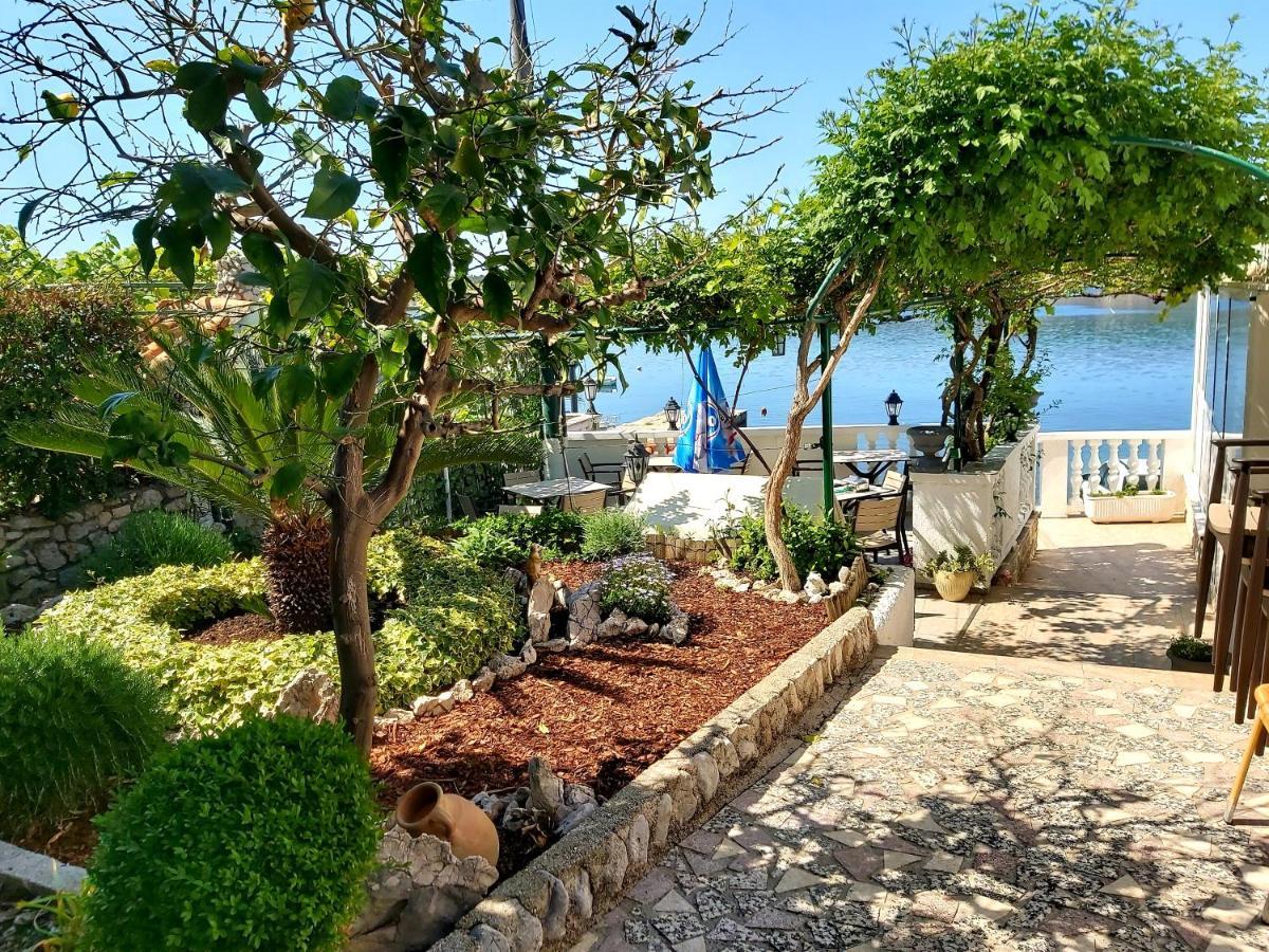 Meduza B&B Barbat na Rabu Exterior foto
